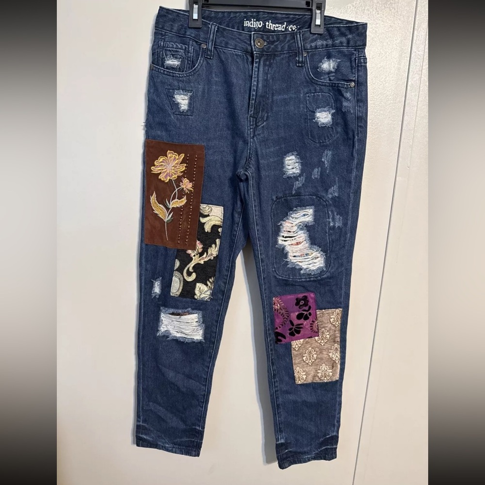 Indigo Thread Co Distressed Patchwork Jeans Size 4. Beautiful Details Rare